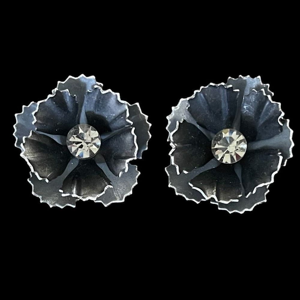 Vintage Coro Flower earrings with large rhinestone clip on